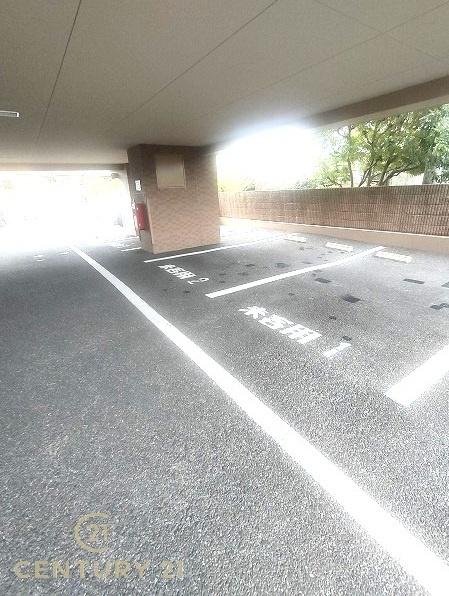 アルフィーネ大野城アクアサイドの駐車場画像