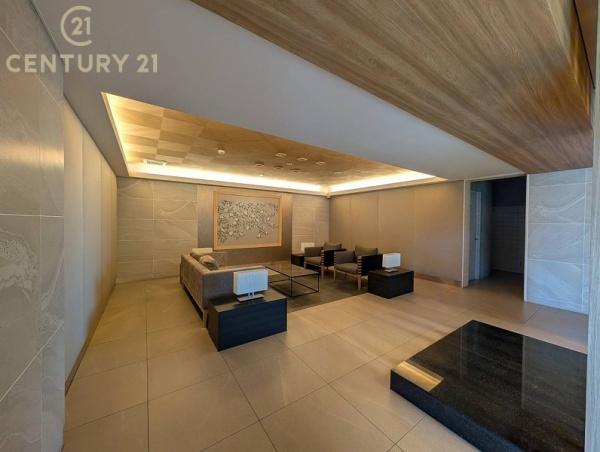 アーバンパレス都府楼前駅のロビー画像