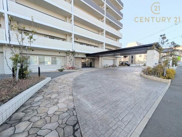 アーバンパレス都府楼前駅のエントランス画像