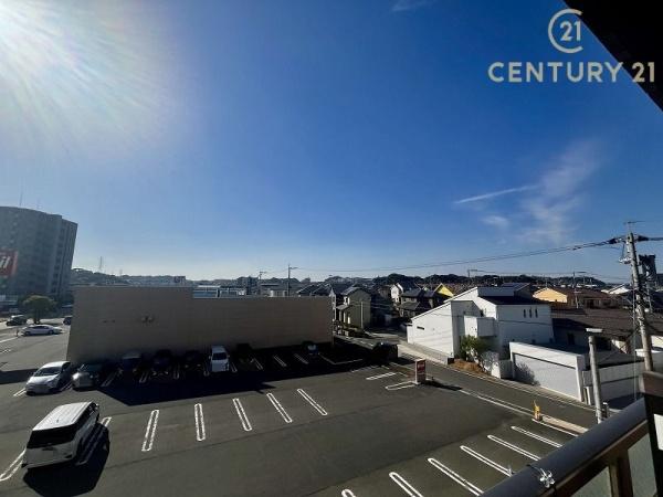 ザ・プレースひびきのウエストの駐車場画像