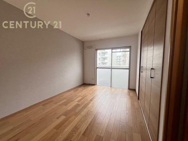 十郎川サンハイツの洋室画像