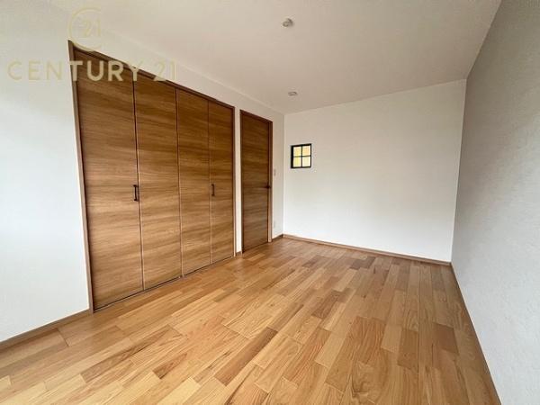 十郎川サンハイツの洋室画像