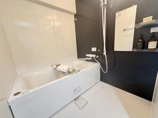 ロマネスク飯倉のバス画像