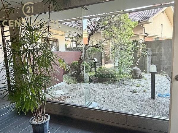 ロマネスク飯倉のロビー画像