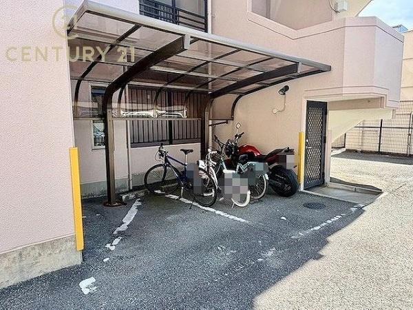サンシティ鳥飼の駐車場画像