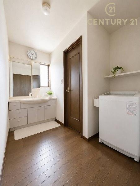 福岡市城南区友丘２丁目の中古一戸建の洗面台・洗面所画像