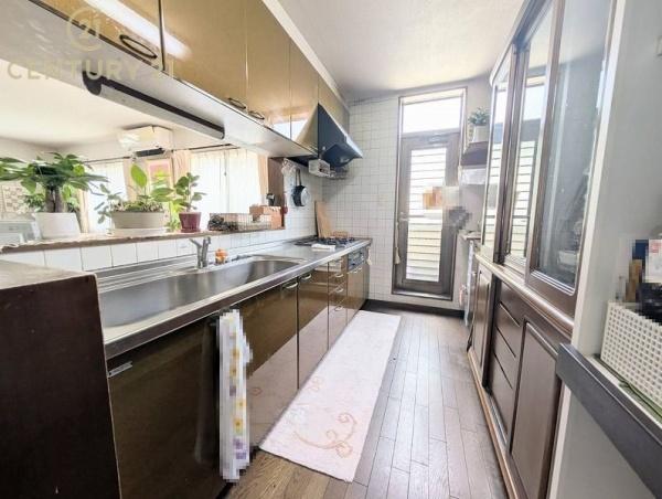 福岡市城南区友丘２丁目の中古一戸建のキッチン画像