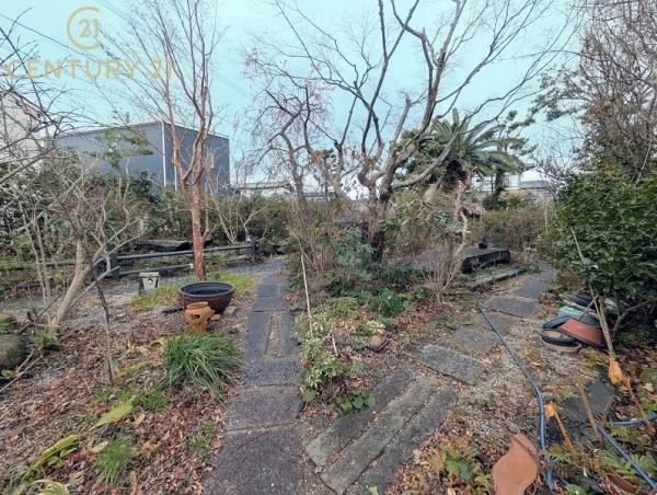 福岡市早良区野芥6丁目の庭画像