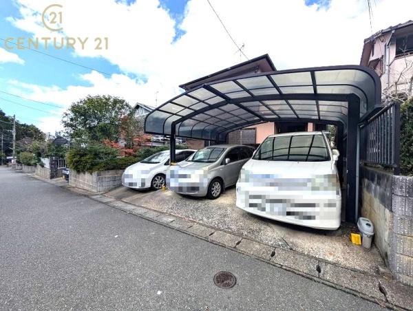 糟屋郡宇美町障子岳南２丁目の中古一戸建の駐車場画像