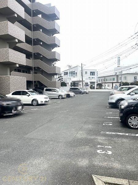 サーパス宿町の駐車場画像