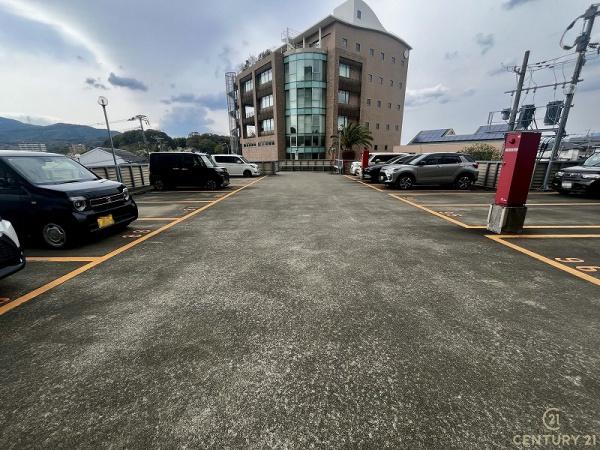 アンピール美しが丘Ⅱの駐車場画像