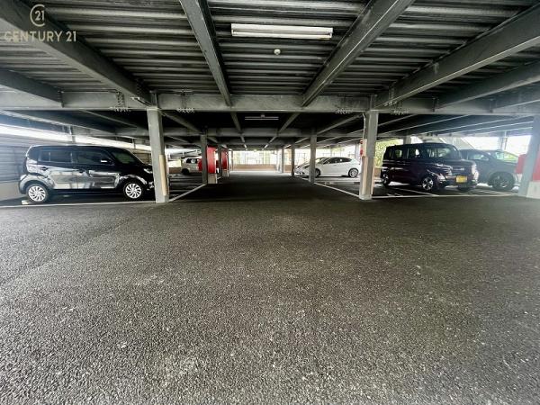 アンピール美しが丘Ⅱの駐車場画像