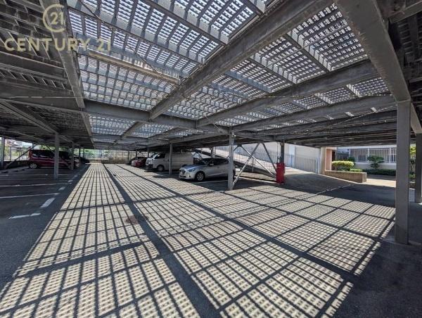 ロワールマンション前原２の駐車場画像