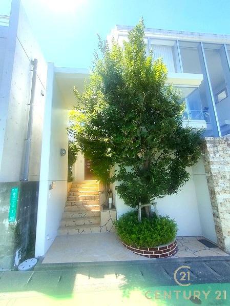 福岡市西区豊浜１丁目の中古一戸建の玄関画像