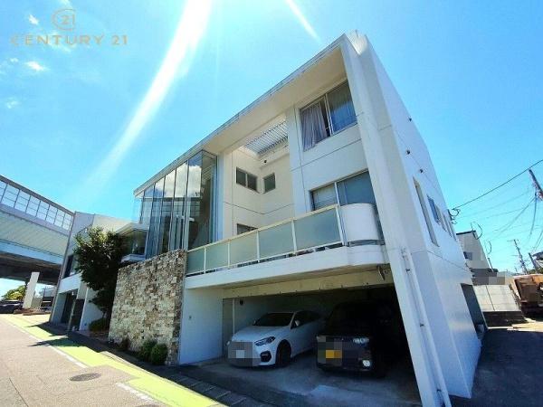 福岡市西区豊浜１丁目の中古一戸建の前面道路含む現地写真画像