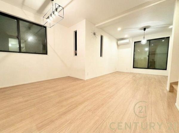 大野城市山田1丁目の中古一戸建のリビング画像