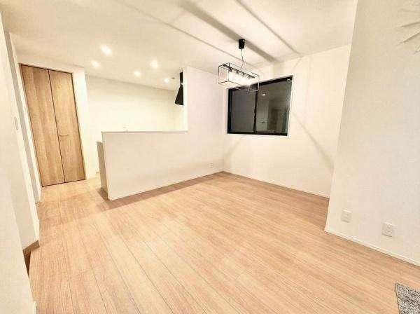 大野城市山田1丁目の中古一戸建のリビング画像