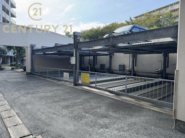 日商岩井イースト福間ステーションガーデンの駐車場画像