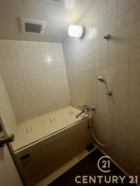 エメラルドマンション東那珂のバス画像