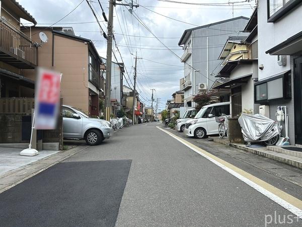 京都市右京区梅津中村町の新築一戸建の前面道路含む現地写真画像