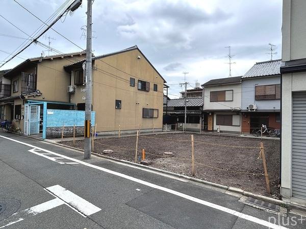 京都市上京区二番町の新築一戸建の前面道路含む現地写真画像
