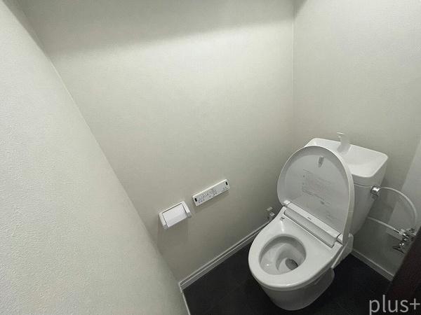 西京極ハイツのトイレ画像