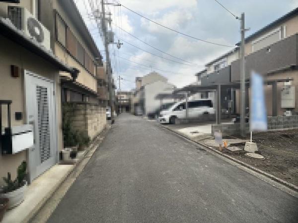 京都市中京区壬生森町の新築一戸建の前面道路含む現地写真画像