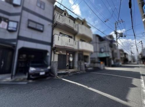 京都市上京区今出川町の中古一戸建の前面道路含む現地写真画像