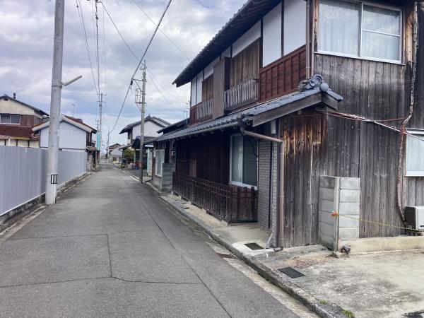 今治市桜井5丁目　売土地の前面道路含む現地写真画像