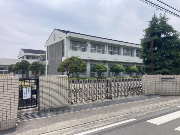 西条市上市　売土地の小学校画像