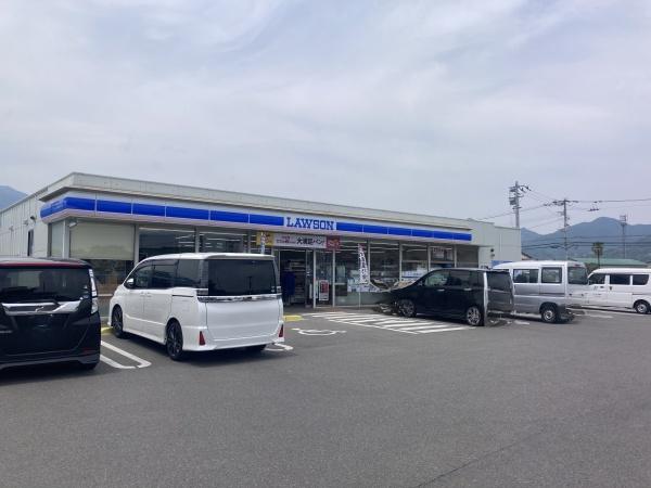 西条市上市　売土地のコンビニ画像