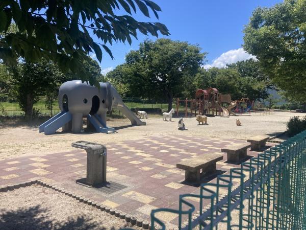 今治市片山4丁目　売土地の公園画像