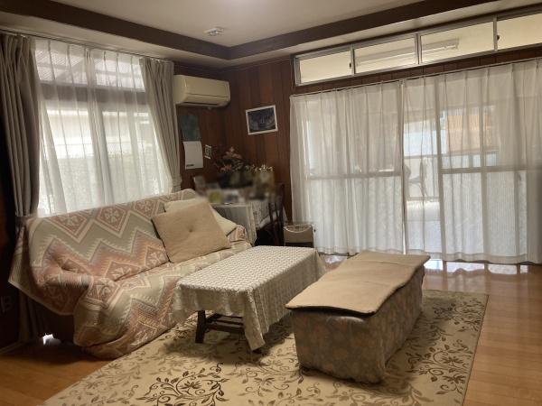 今治市横田町3丁目　中古住宅の洋室画像