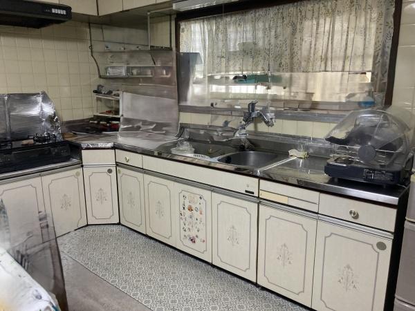 今治市横田町3丁目　中古住宅のキッチン画像