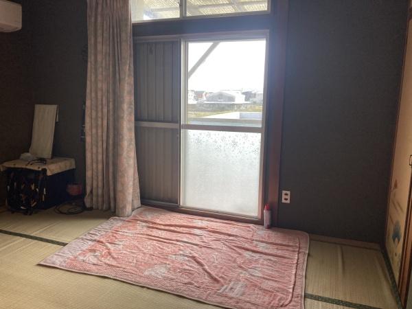 今治市横田町3丁目　中古住宅の和室画像