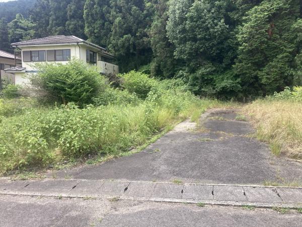 西条市丹原町関屋　売土地の前面道路含む現地写真画像