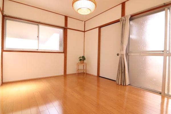 亀岡市篠町柏原中又の中古一戸建の洋室画像