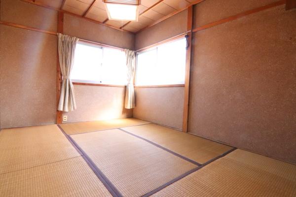 亀岡市篠町柏原中又の中古一戸建の和室画像