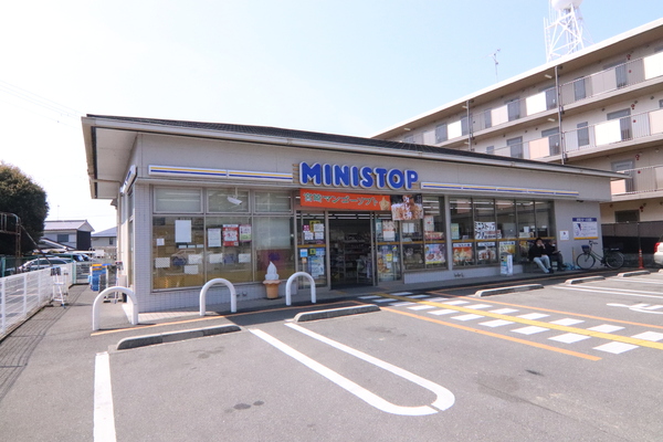 嵐山グランドシティのコンビニ画像