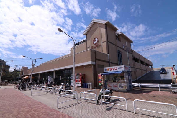京都市西京区上桂御正町の新築一戸建のスーパー画像