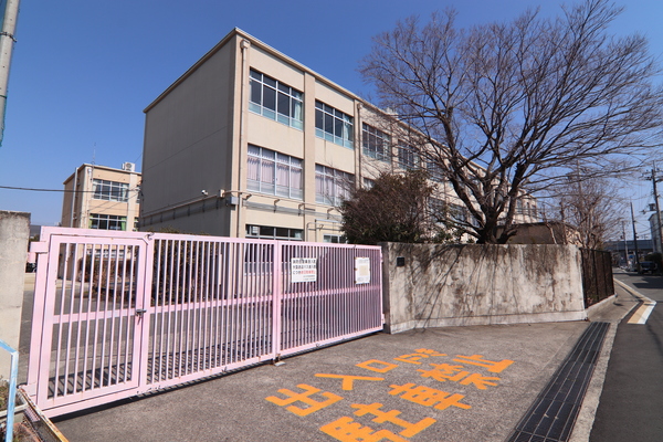 デュオヒルズ京都桂川の小学校画像