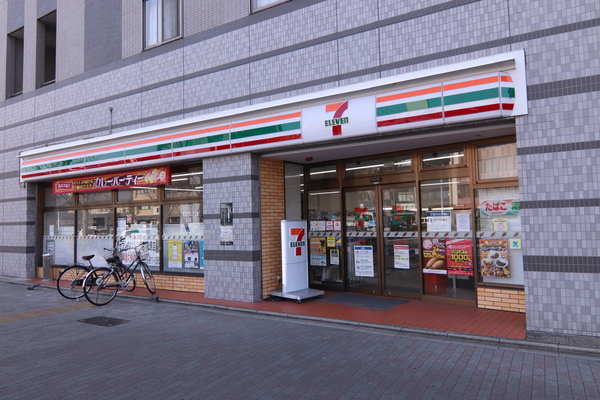 ベル・クローチェ京都洛央　中古マンションのコンビニ画像