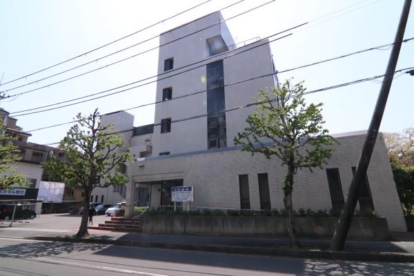 京都市西京区松室荒堀町の新築一戸建の病院画像