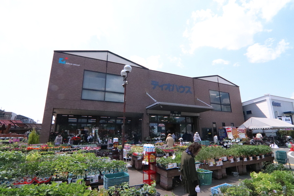 京都市中京区聚楽廻松下町の新築一戸建のホームセンター画像