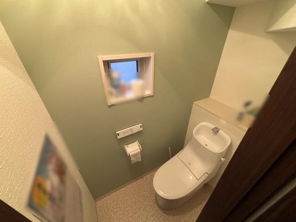 大阪府枚方市長尾元町二丁目　中古戸建のトイレ画像