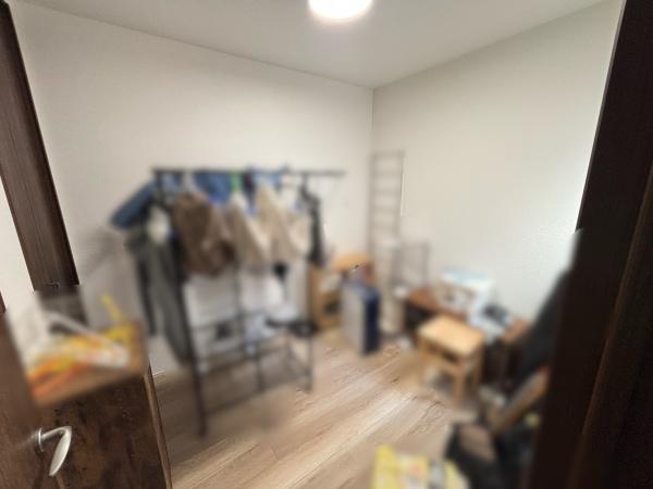 大阪府枚方市長尾元町二丁目　中古戸建の収納画像