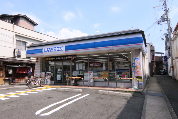 グラン・コート千本一条のコンビニ画像