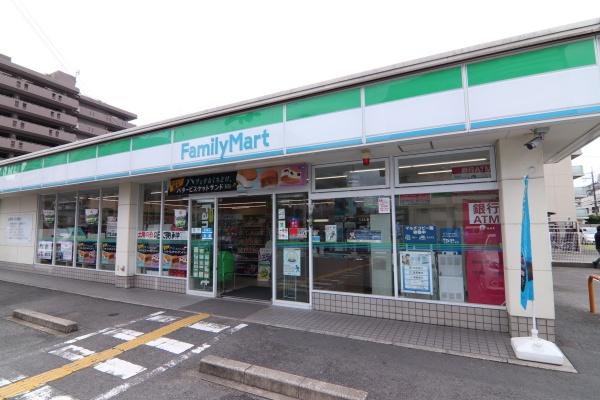 京都市右京区西院追分町の新築一戸建のコンビニ画像