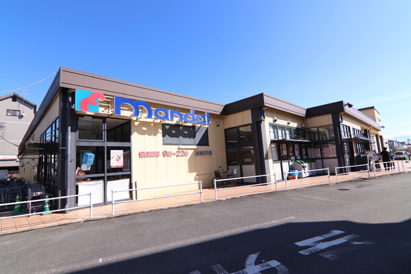 京都市右京区嵯峨広沢南野町の新築一戸建のスーパー画像
