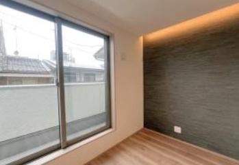 京都市右京区梅津中村町の中古一戸建の洋室画像
